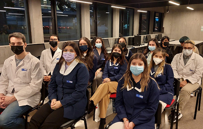 Ceremonia de investidura estudiantes de Pedagogía en Inglés