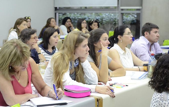 Clase de estudiantes de Magíster